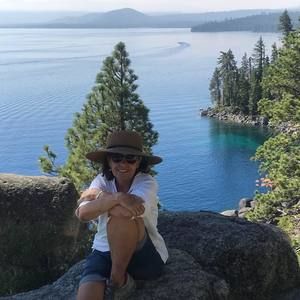 Meet your Posher, Sandy